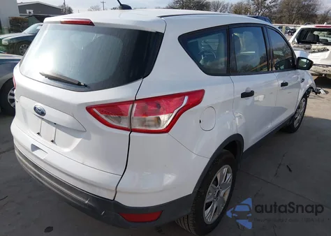 2015 Ford Escape S z USA, uszkodzony, nr VIN 1FMCU0F72FUC27886